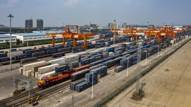 成都國際鐵路港.jpg